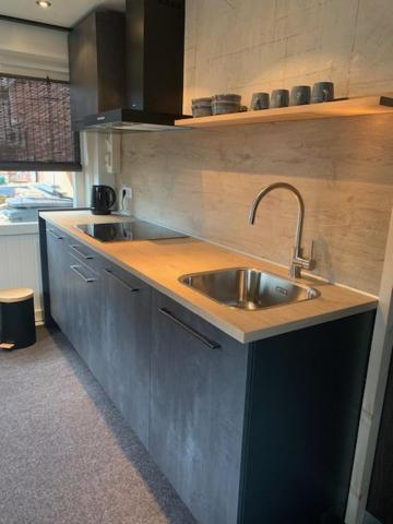Het Atelier, Sfeervolle B&B Compleet Appartement In Hartje Staphorst Bagian luar foto